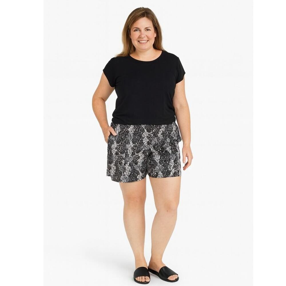Isaac Mizrahi Live! Petite Printed Floral Linen Bermuda Shorts - Size 12P, NWT